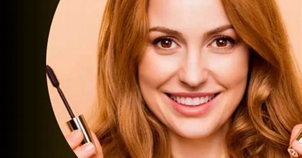 12 Best Mascaras for Redheads for That Au Naturel Finish