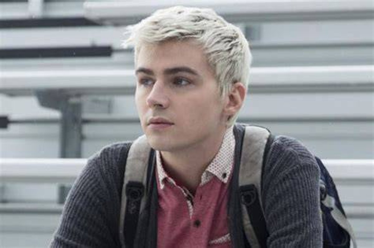 13 Reasons Why Season 4 | Alex Standall Comes out as Gay