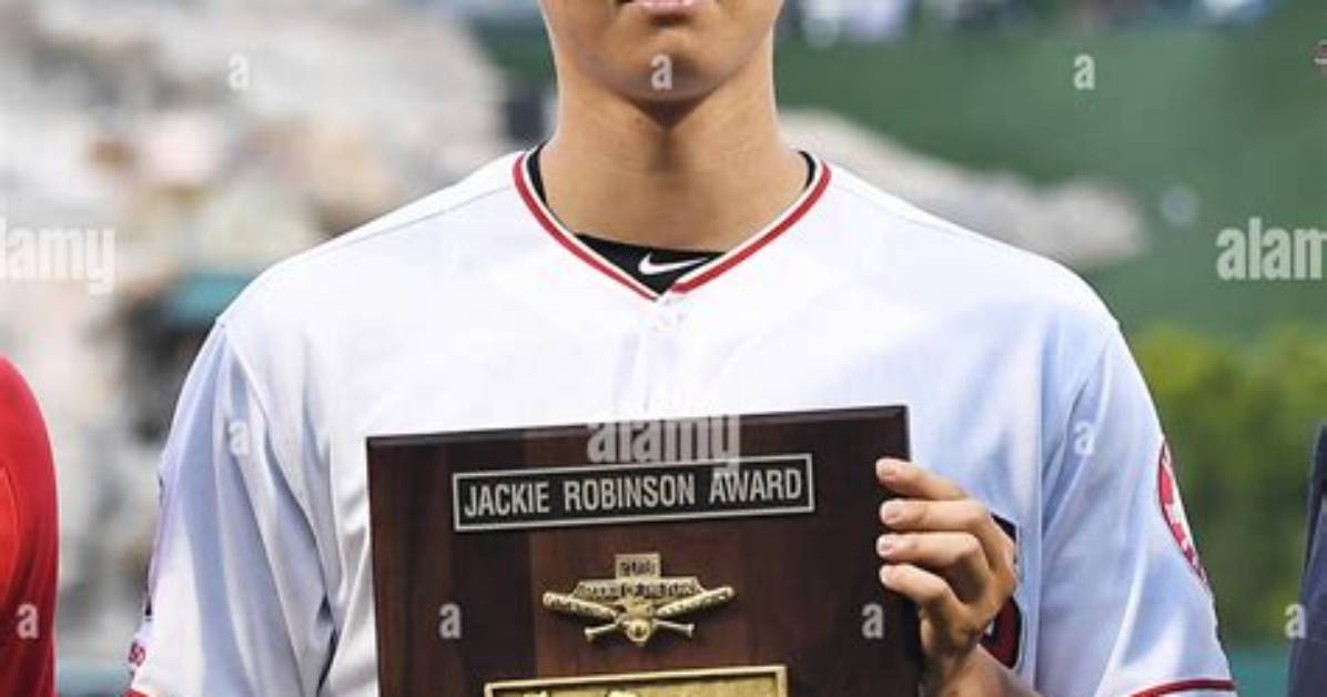 2018 Mlb Rookie of the Year: Shohei Ohtani — College Baseball, Mlb Draft, Prospects