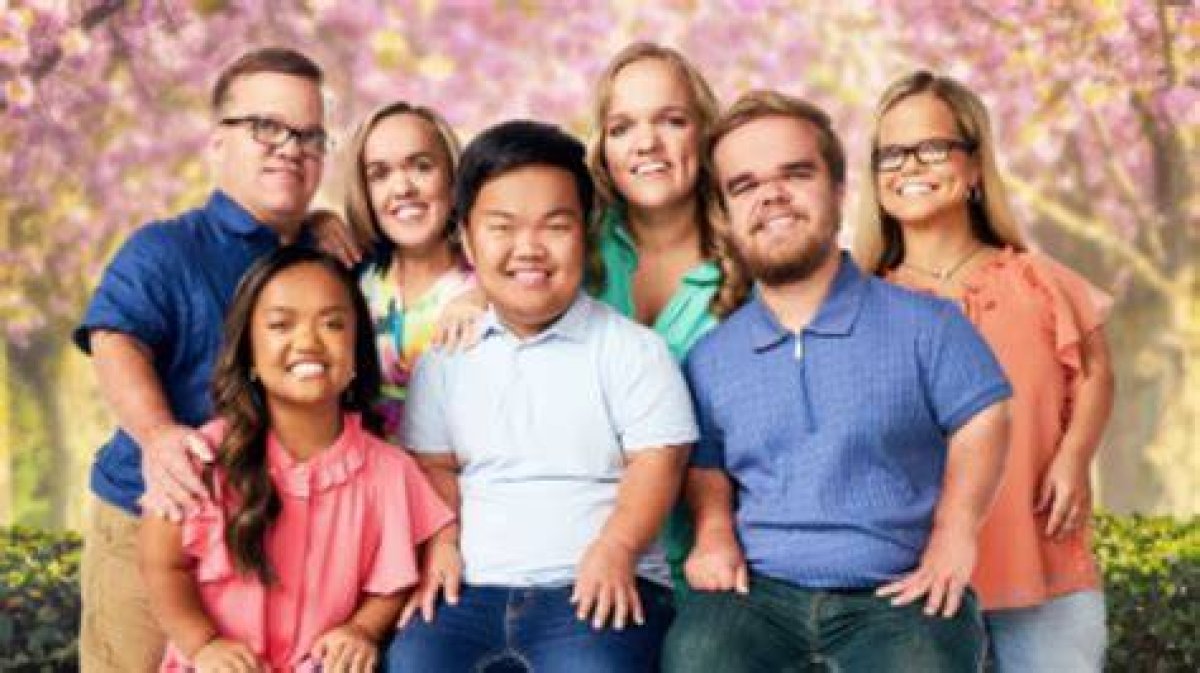 7 Little Johnstons: Liz and Brice's Journey to Parenthood as Little People