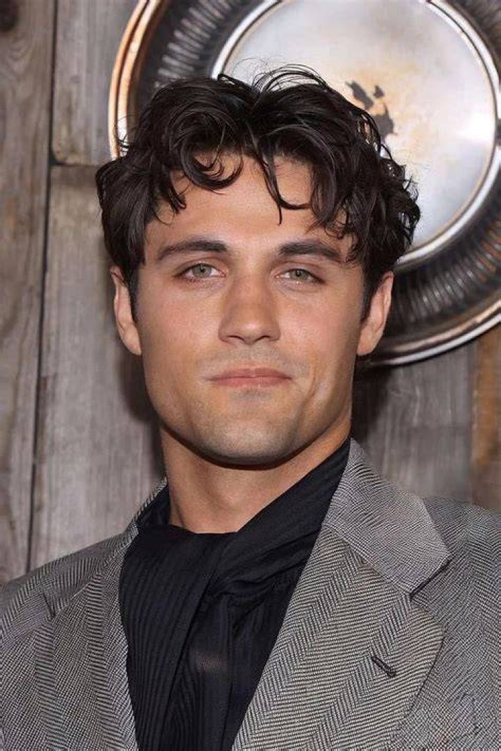 Actor: Drake Rodger Wikipedia Bio Height Age And Girlfriend