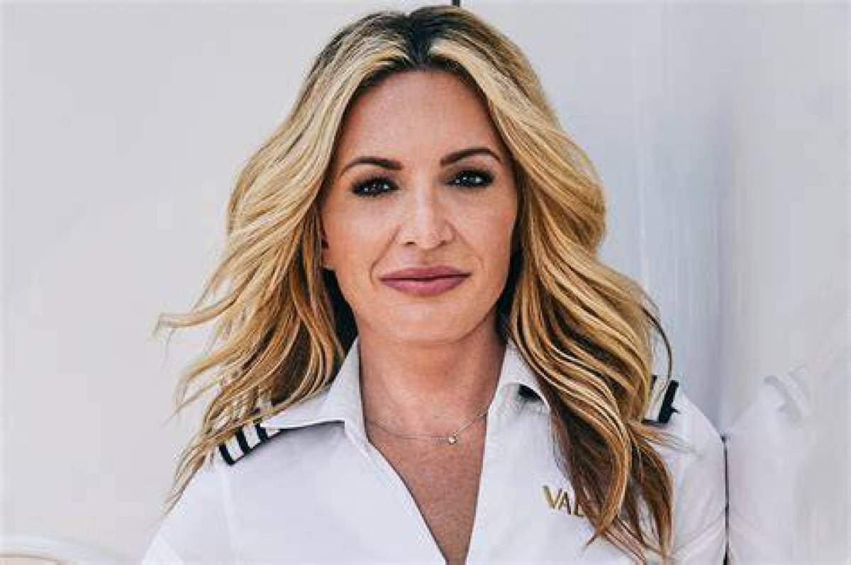 Actress Chastain of Below Deck Who Was on the Traitors