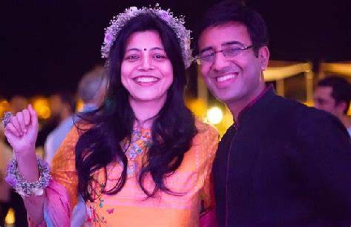 Amit Lodha Wife: Alive or Not?