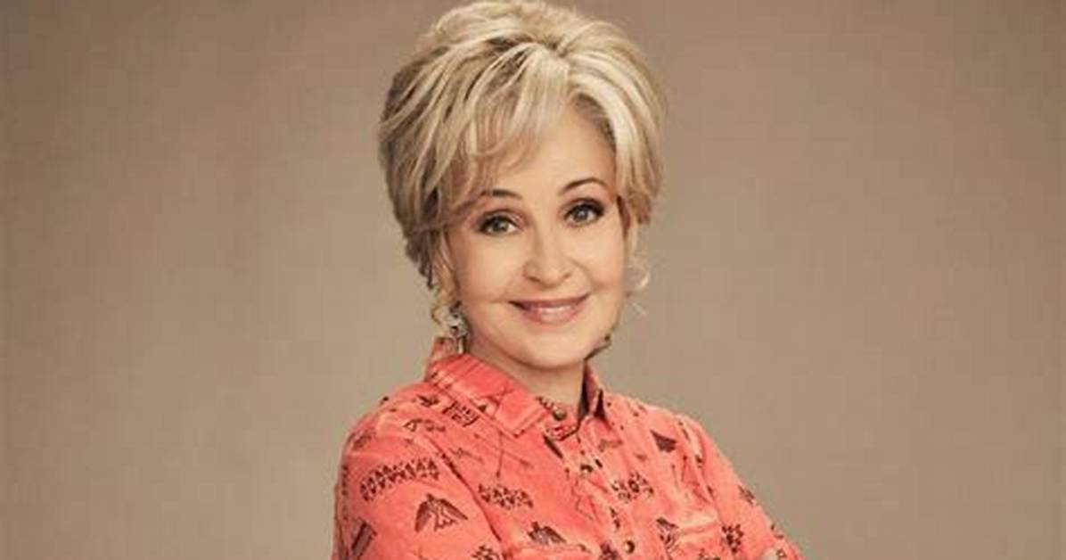 Annie Potts Gets Emotional over Ending of ‘Young Sheldon’