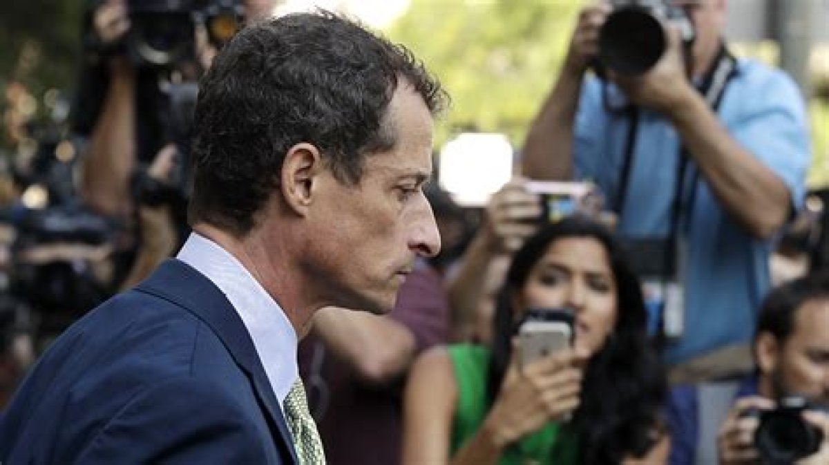 Anthony Weiner Sentenced to 21 Months in Sexting Case