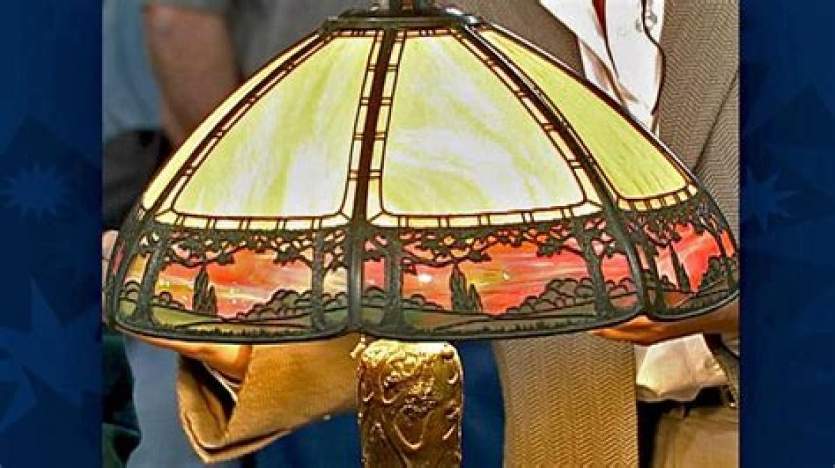 Antiques Roadshow | Appraisal: American Slag Glass Lamps | Season 18 | Episode 30