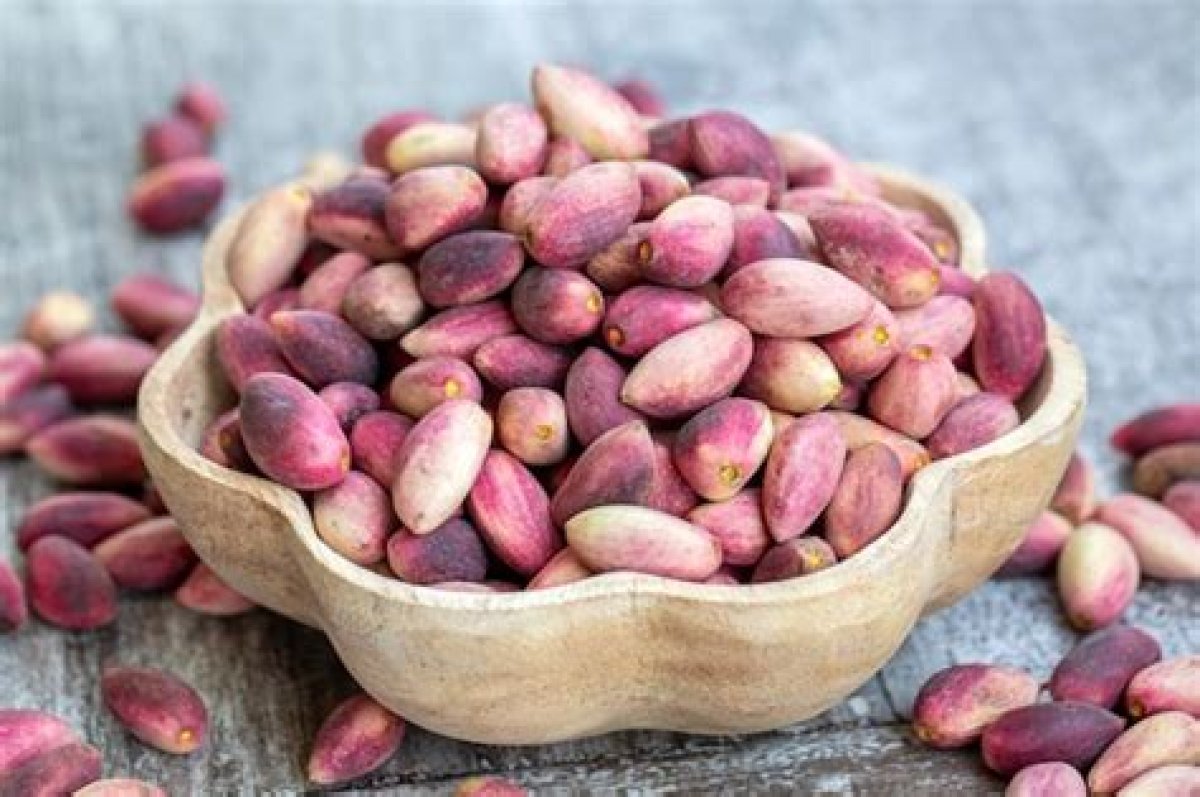 Are Raw Pistachios Poisonous?