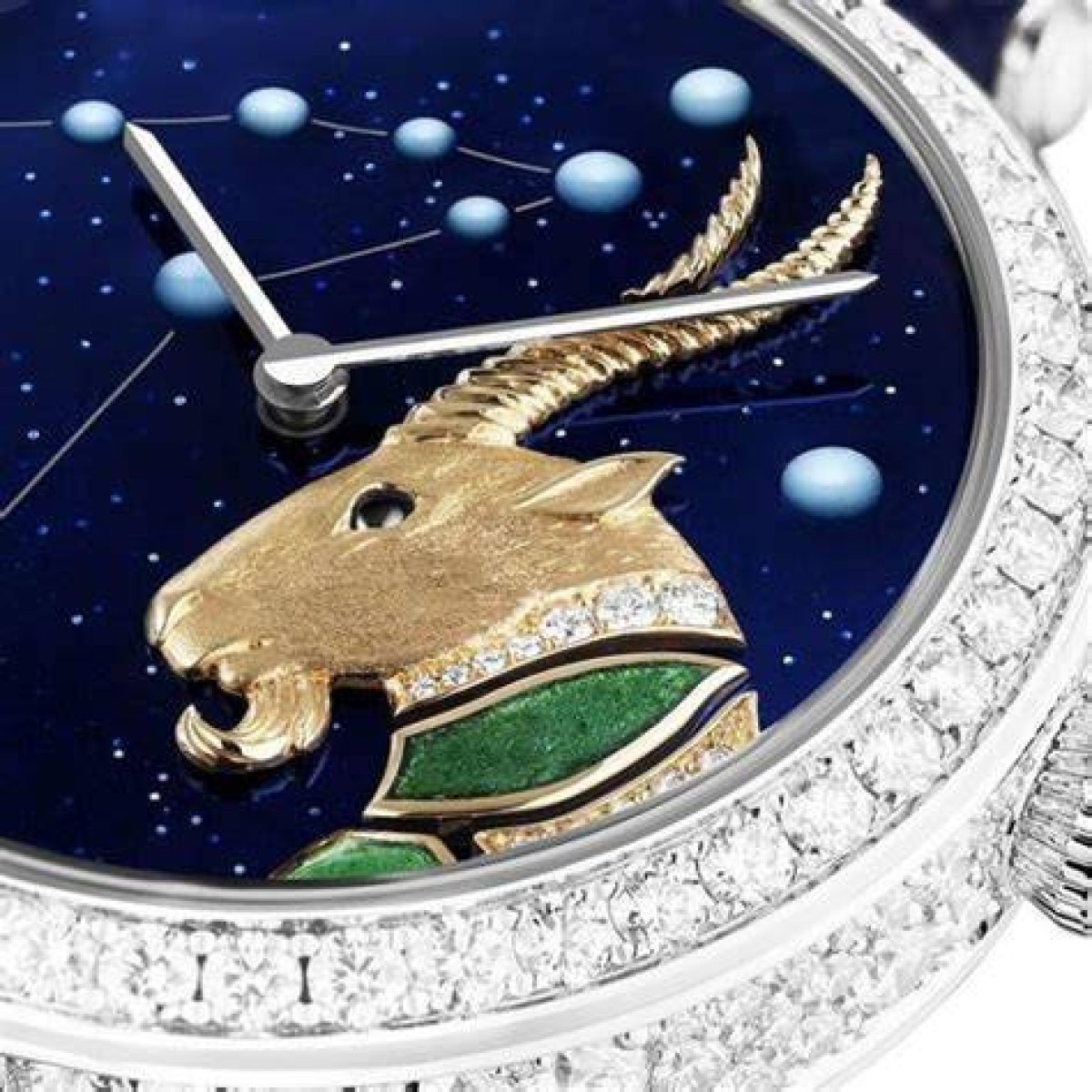 Astrology Lovers, Rejoice: Van Cleef & Arpels Looks to the Stars for New Timepiece Collection