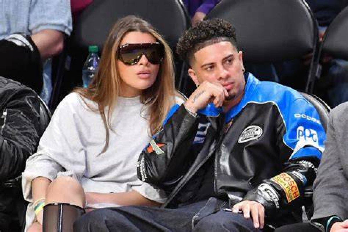 Austin Mcbroom Net Worth and Salary. Meet His Wife, Married Life and Children