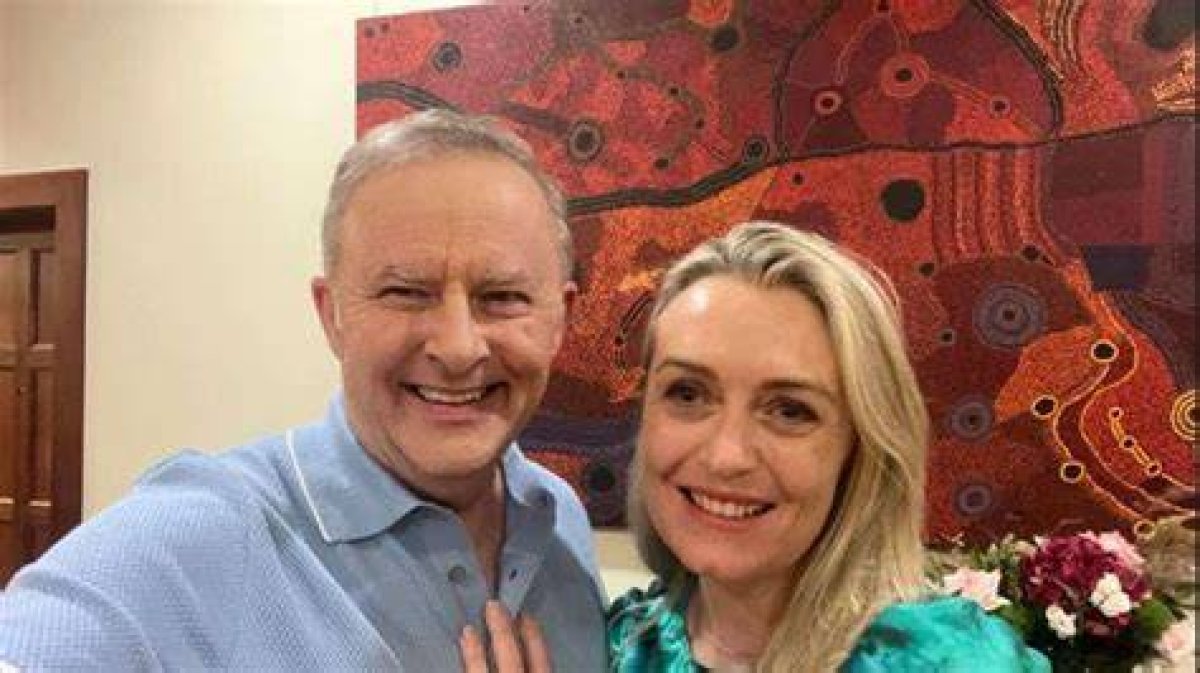 Australian Prime Minister Makes His Valentine's Day More Special; Proposes to Longtime Girlfriend