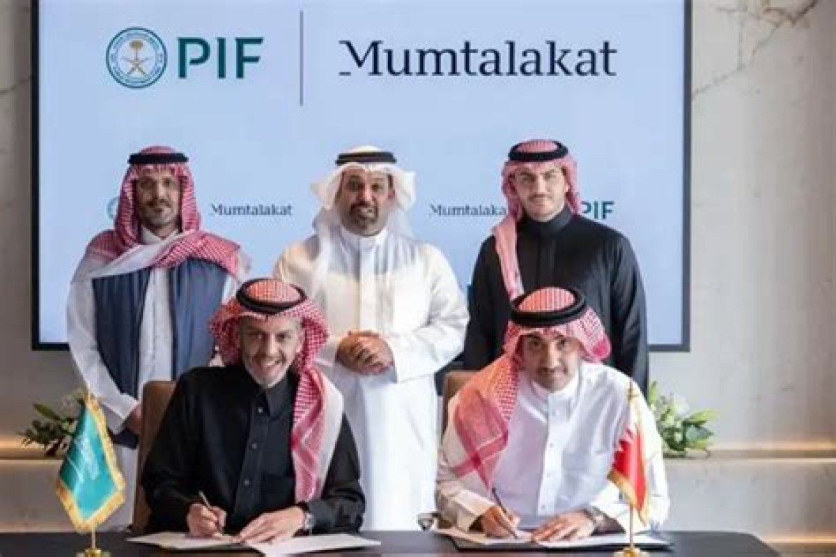 Bahrain's Sovereign Wealth Fund Mumtalakat Set to Take Full Control of Mclaren F1 Team | F1
