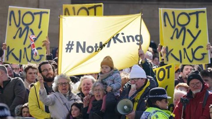 
BBC accused of bias in King Charles’ coronation coverage by anti-monarchy group 