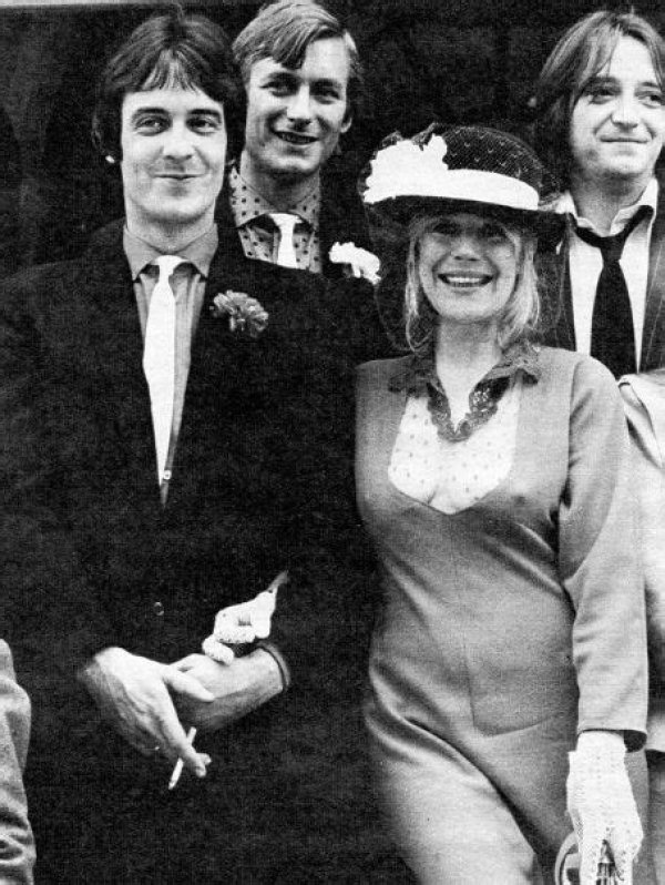 Ben Brierly & Marianne Faithfull Married, Joint Family Tree & History
