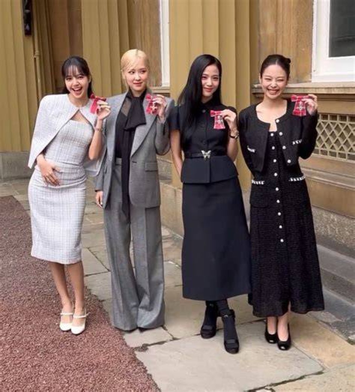 Blackpink's Jennie Showcases Her Friendship with Moon Ga Young and Lee Ho Jung in New Stunning Pics; See Here