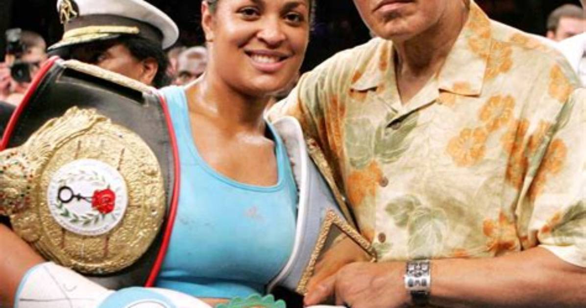 Boxer Muhammad or Laila