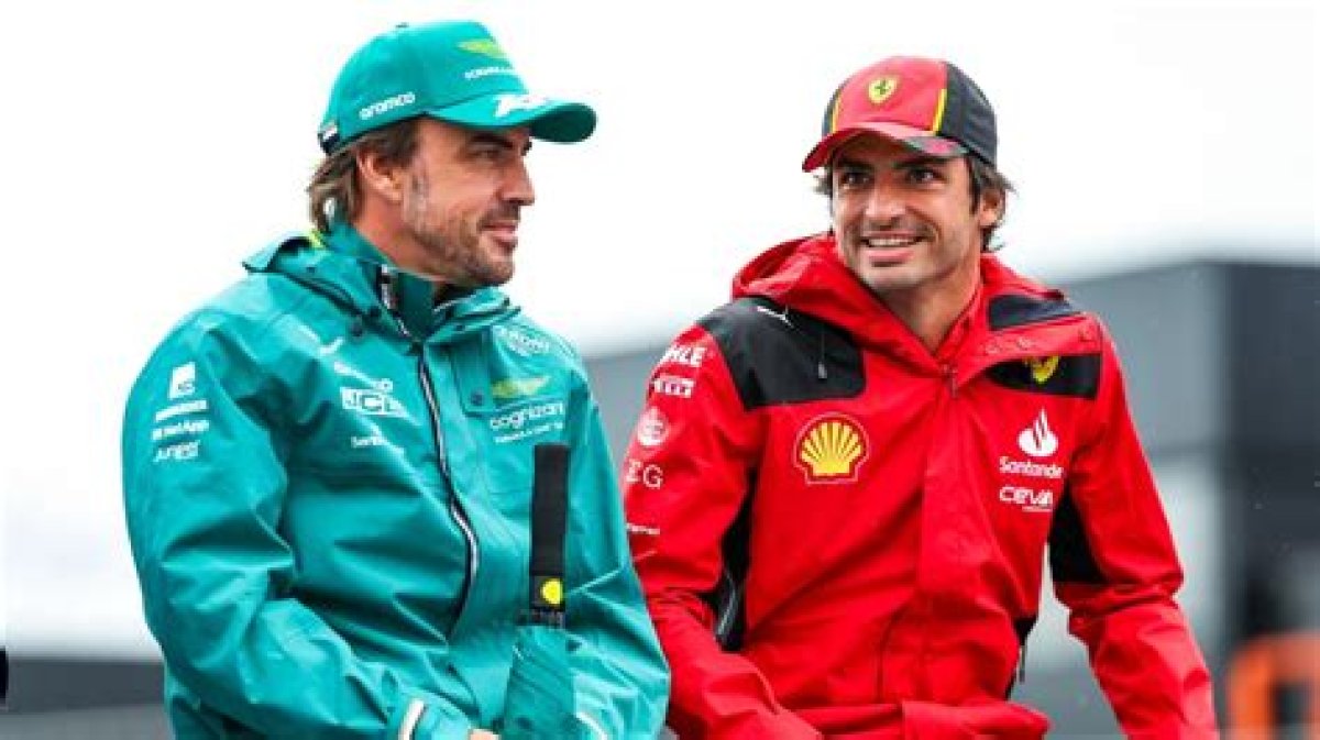 Carlos Sainz Heads Fernando Alonso in Competitive Final Practice