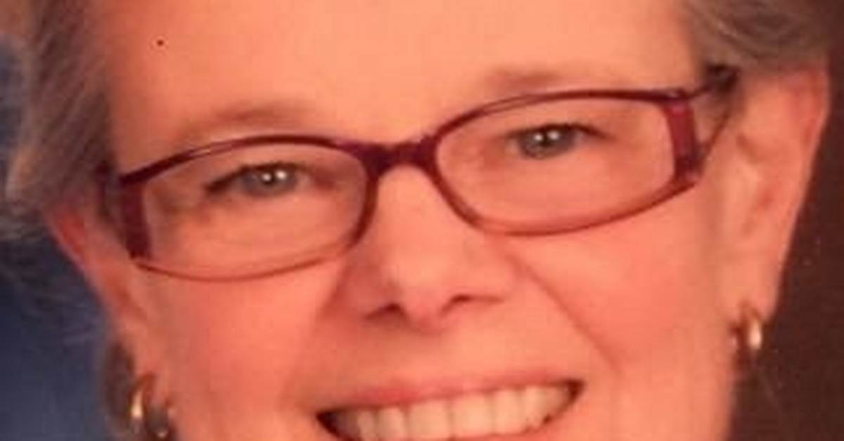 Carolyn Roberts Obituary: Slippery Rock University Graduate Passes Away in Pittsburgh