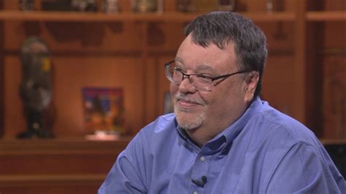 Chicago Tonight | in ‘Soulless, ’ Jim Derogatis Details ‘Case Against R. Kelly’ | Season 2019