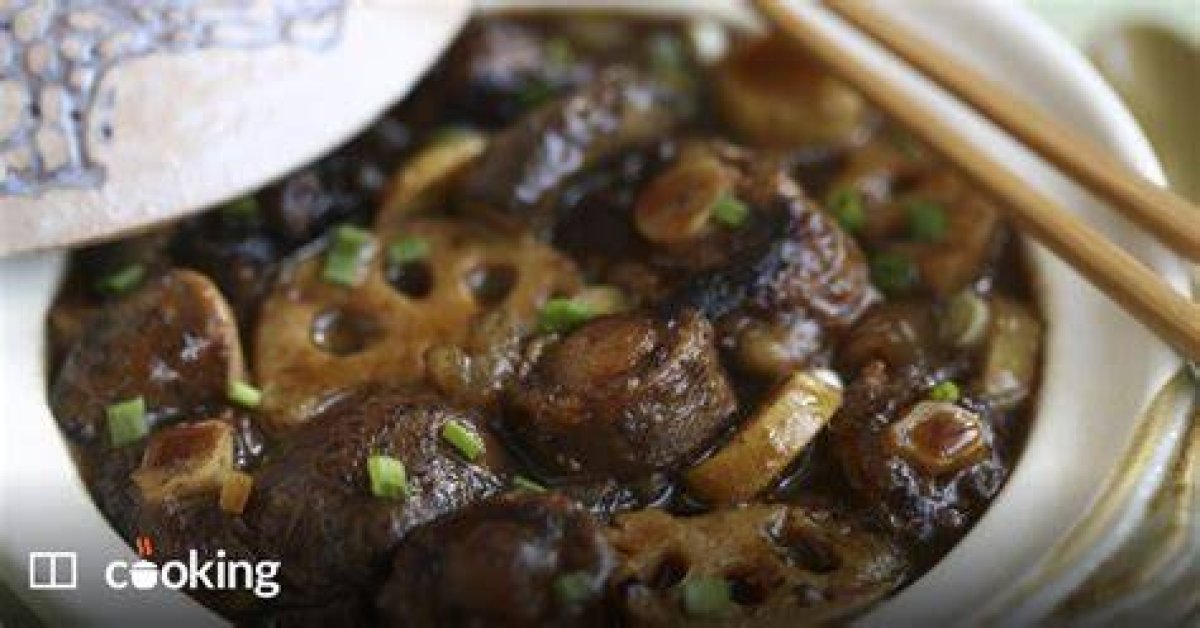 Chinese Braised Oxtails with Mushrooms - Recipe