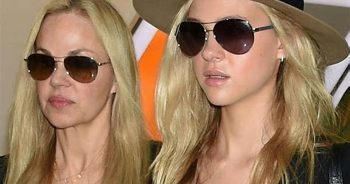 Claudia Heffner Peltz: Facts About Nicola Peltz's Mother