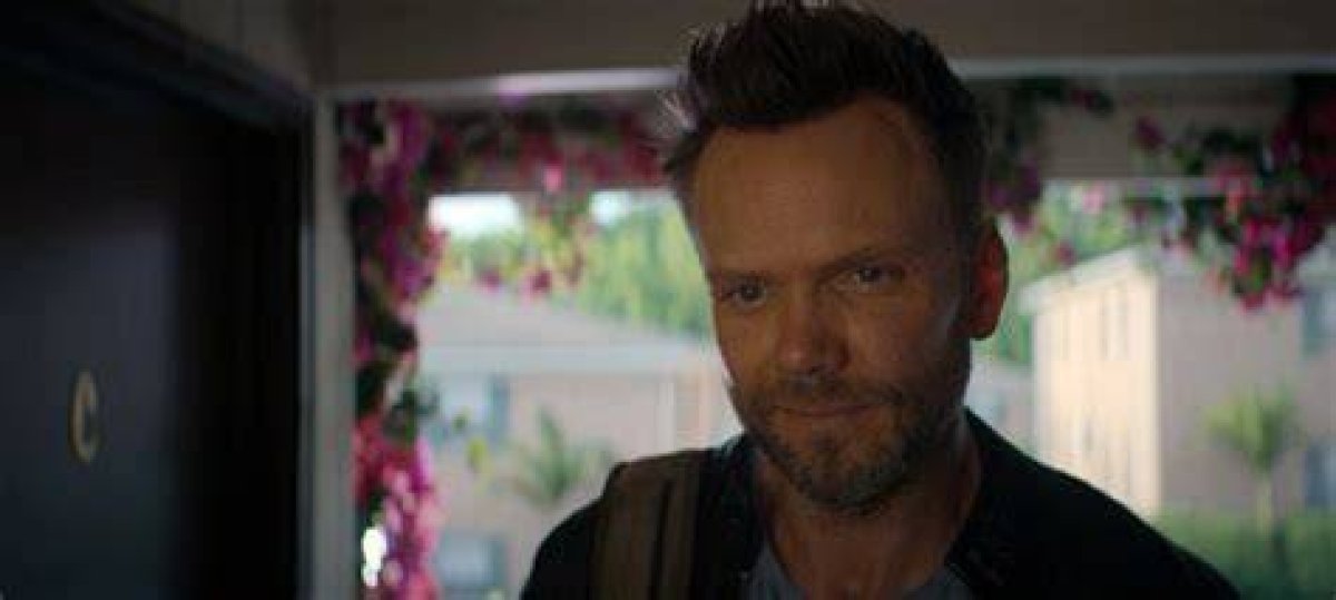 Community Actor Who Plays Sylvester Pemberton the Original Wielder of the Cosmic Staff: 2 Wds.