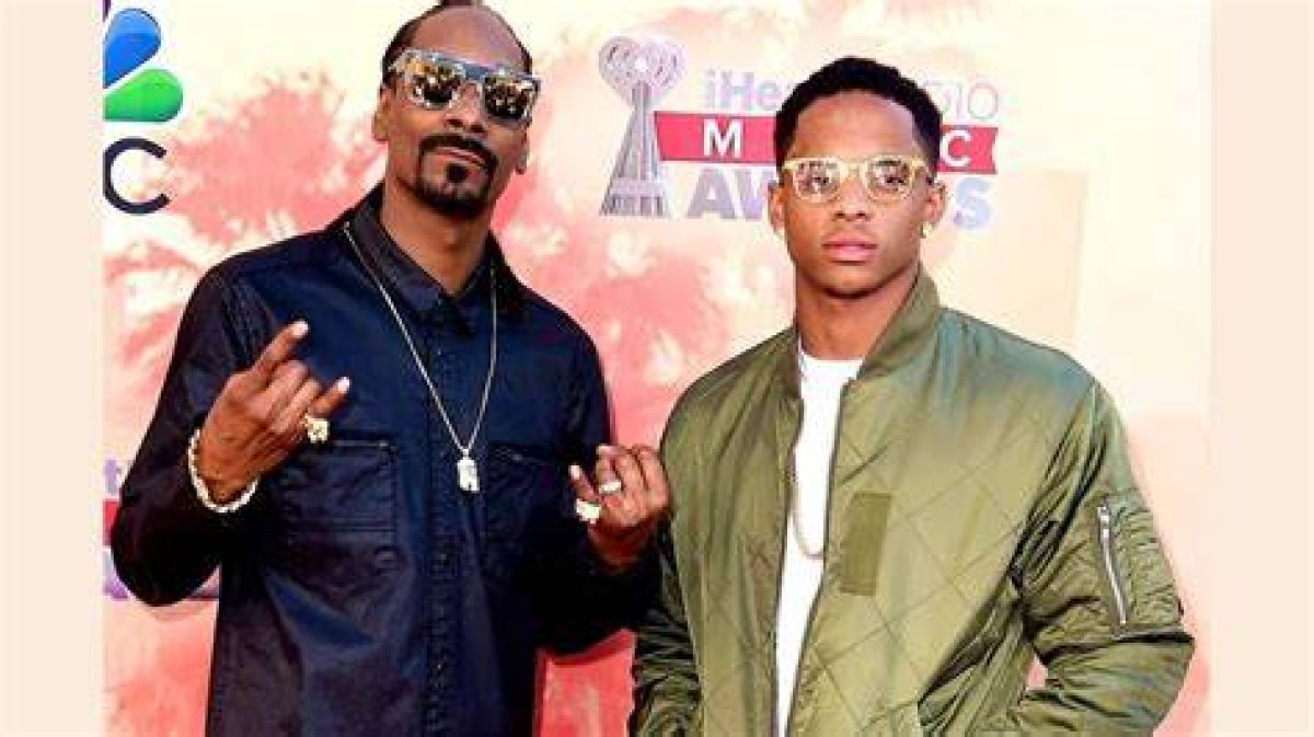 Cordell Broadus: Instagram, Age, Net Worth, Football Career & Facts About Snoop Dogg's Son