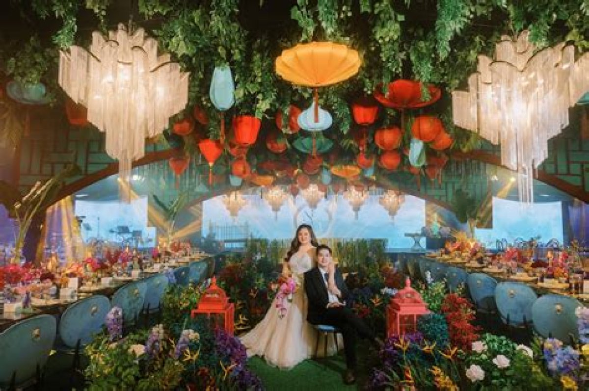 Crazy Rich Asian Weddings of China: from Angelababy and Huang Xiaoming to Yang Mi and Hawick Lau, 4 of the Most Expensive Chinese Celebrity Weddings
