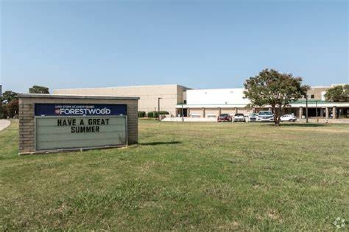 Daniel Danny Frisby, Flower Mound Forestwood Middle School Employee Dies in Dallas, Tx