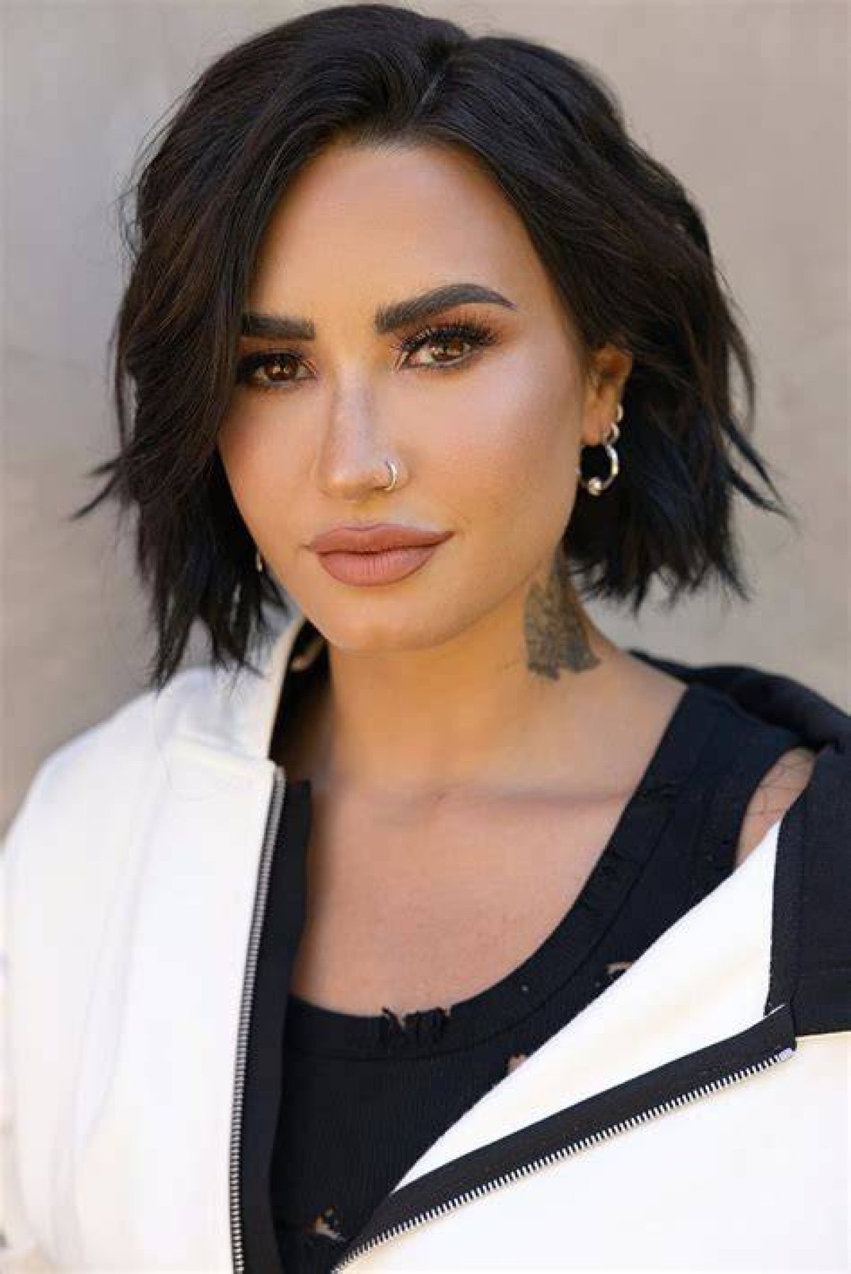 Demi Lovato's Blissful Moments on the Beach