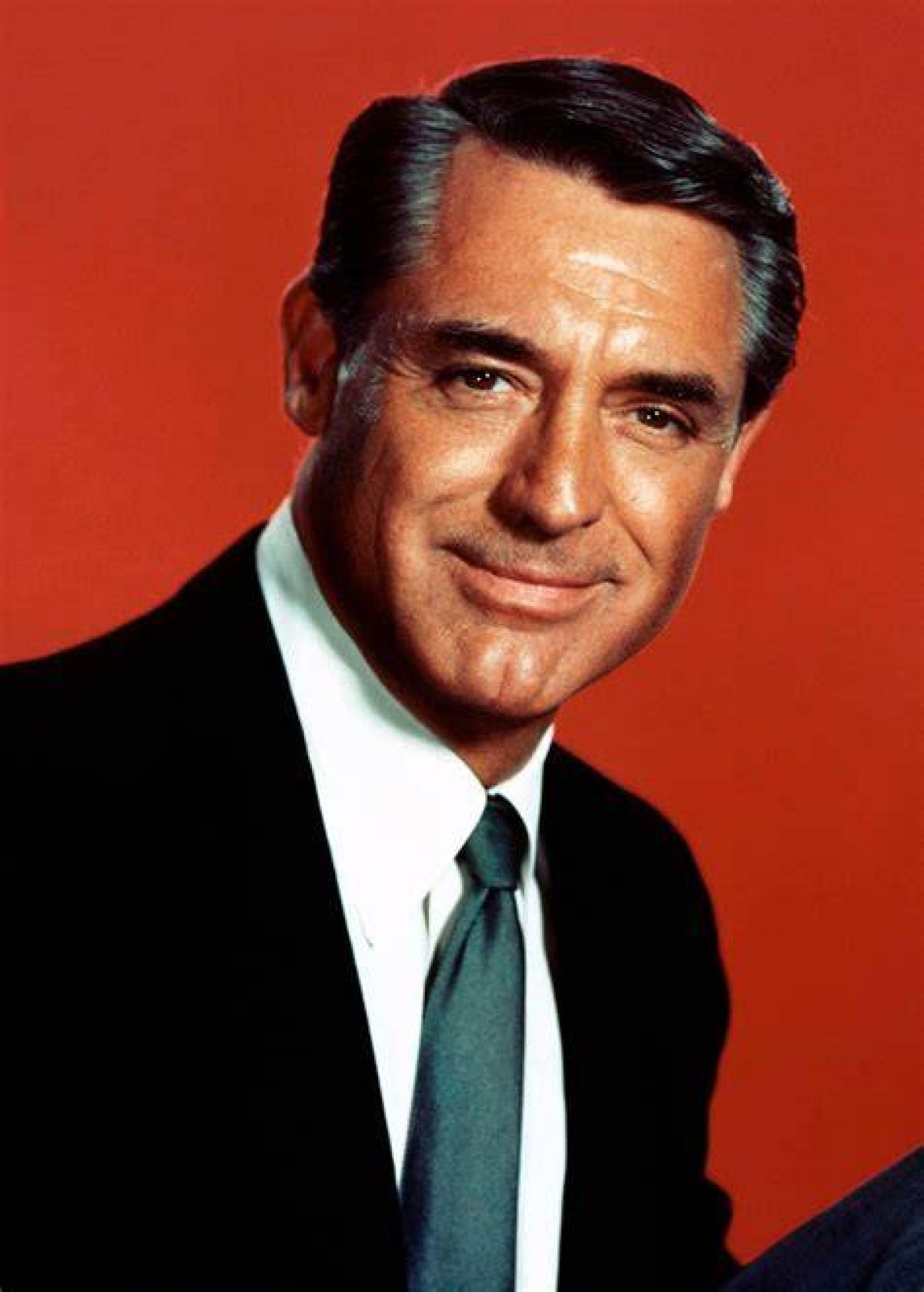 Did Cary Grant Have Any Siblings? : Exploring the Family Background of the Iconic Actor