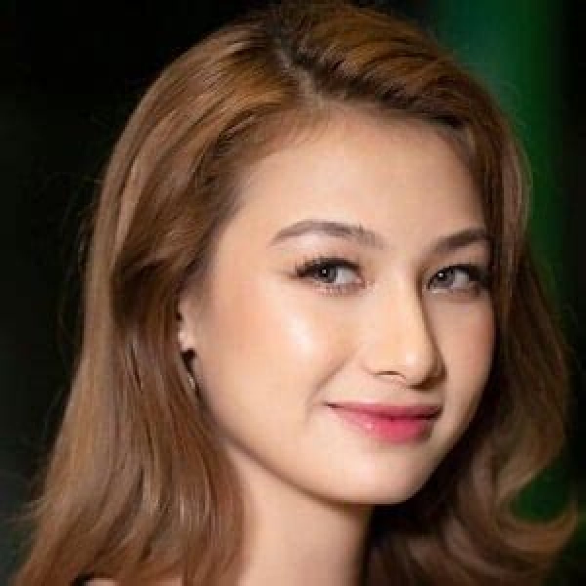 Discovering the Life of Liezel Lopez and Her Husband