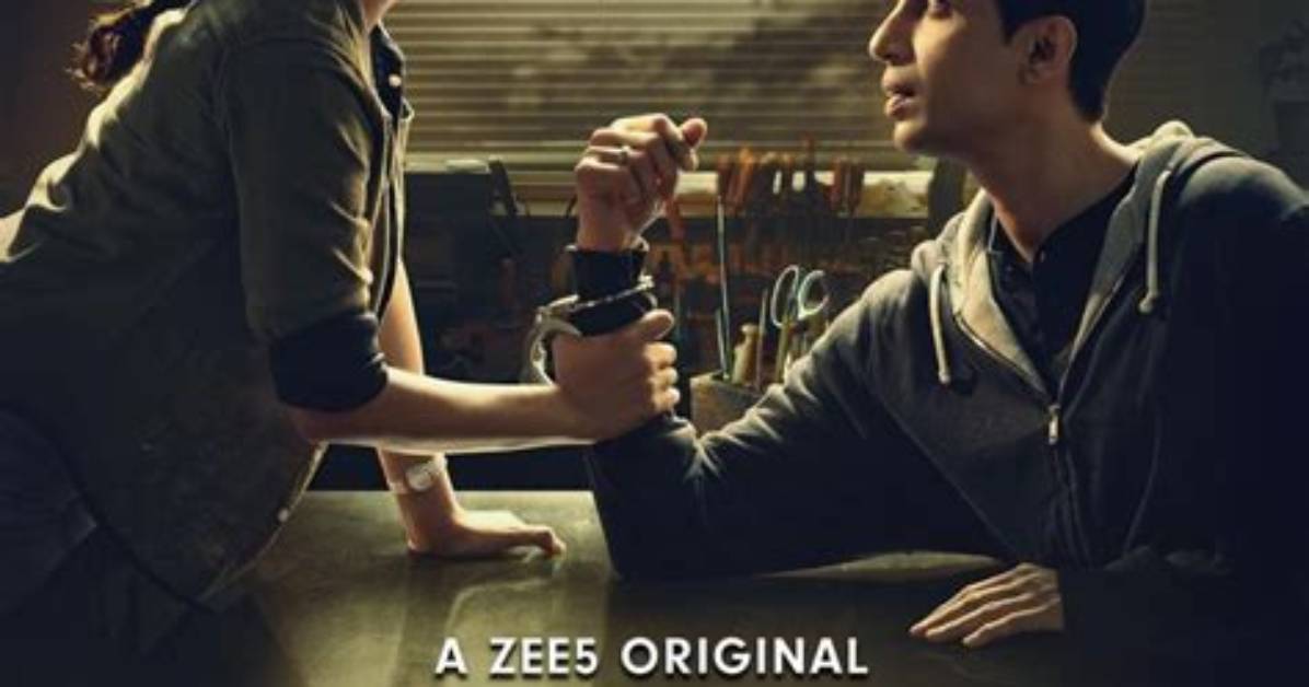 Duranga Ep 1, 2 Review: Drashti Dhami and Gulshan Devaiah Deliver Convincing Acts in Cat and Mouse Thriller