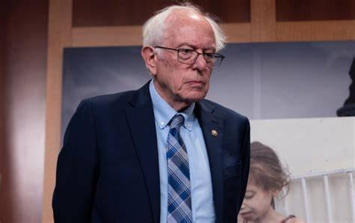 Eli Sanders: What Happened to Bernie Sanders’ Father?
