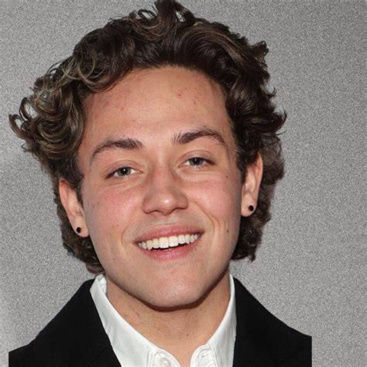 Ethan Cutkosky Movies and Tv Shows: 5 Shocking Roles