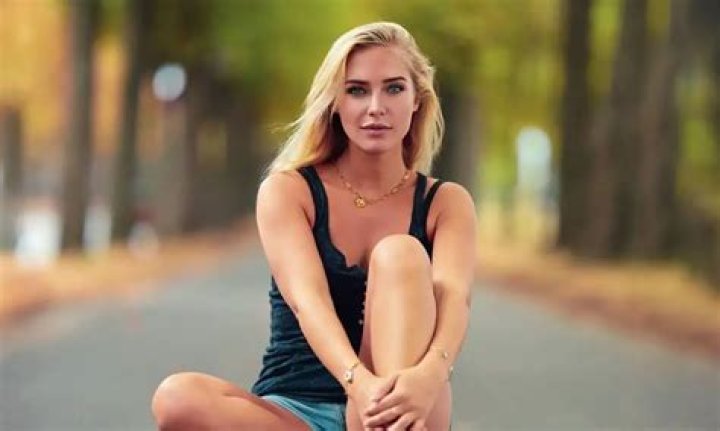 Eva Mikulski Height, Weight, Net Worth, Age, Wiki, Who, Instagram, Biography