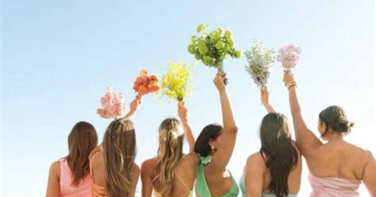 Explore "Show Me Your Mumu"