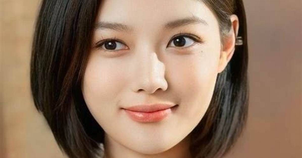 Exploring Kim Bf: the Rising Star of K-Pop