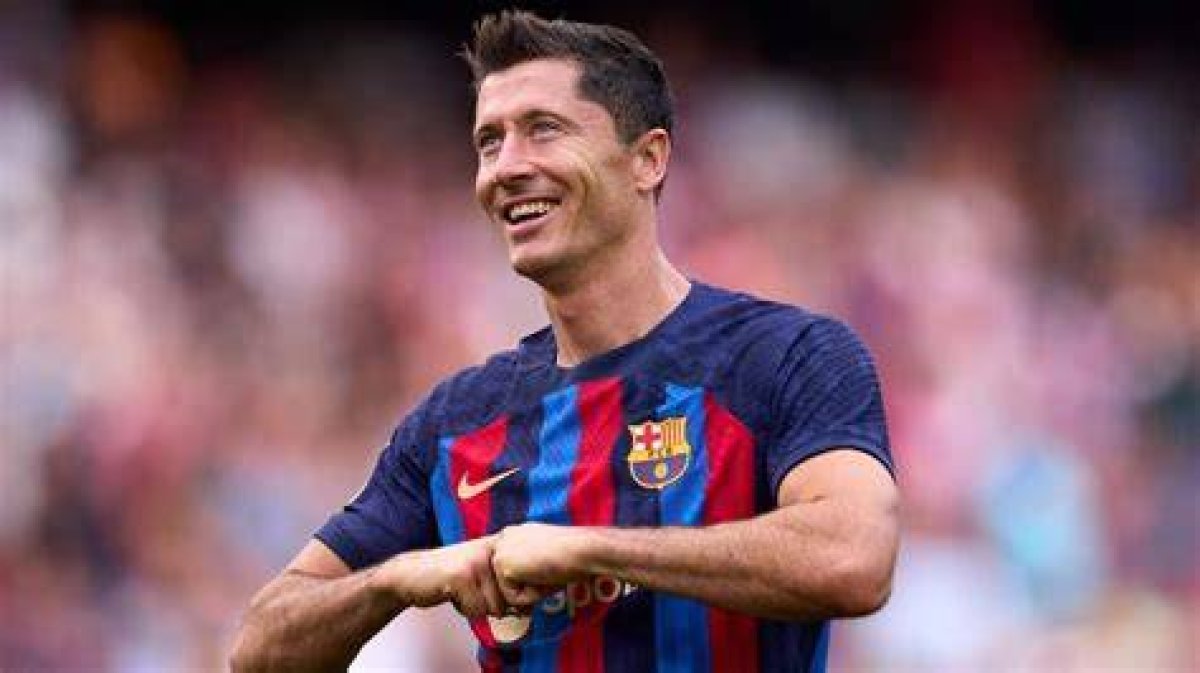 Exploring the Legacy of Robert Lewandowski's Grandfather: a Journey Through Family History