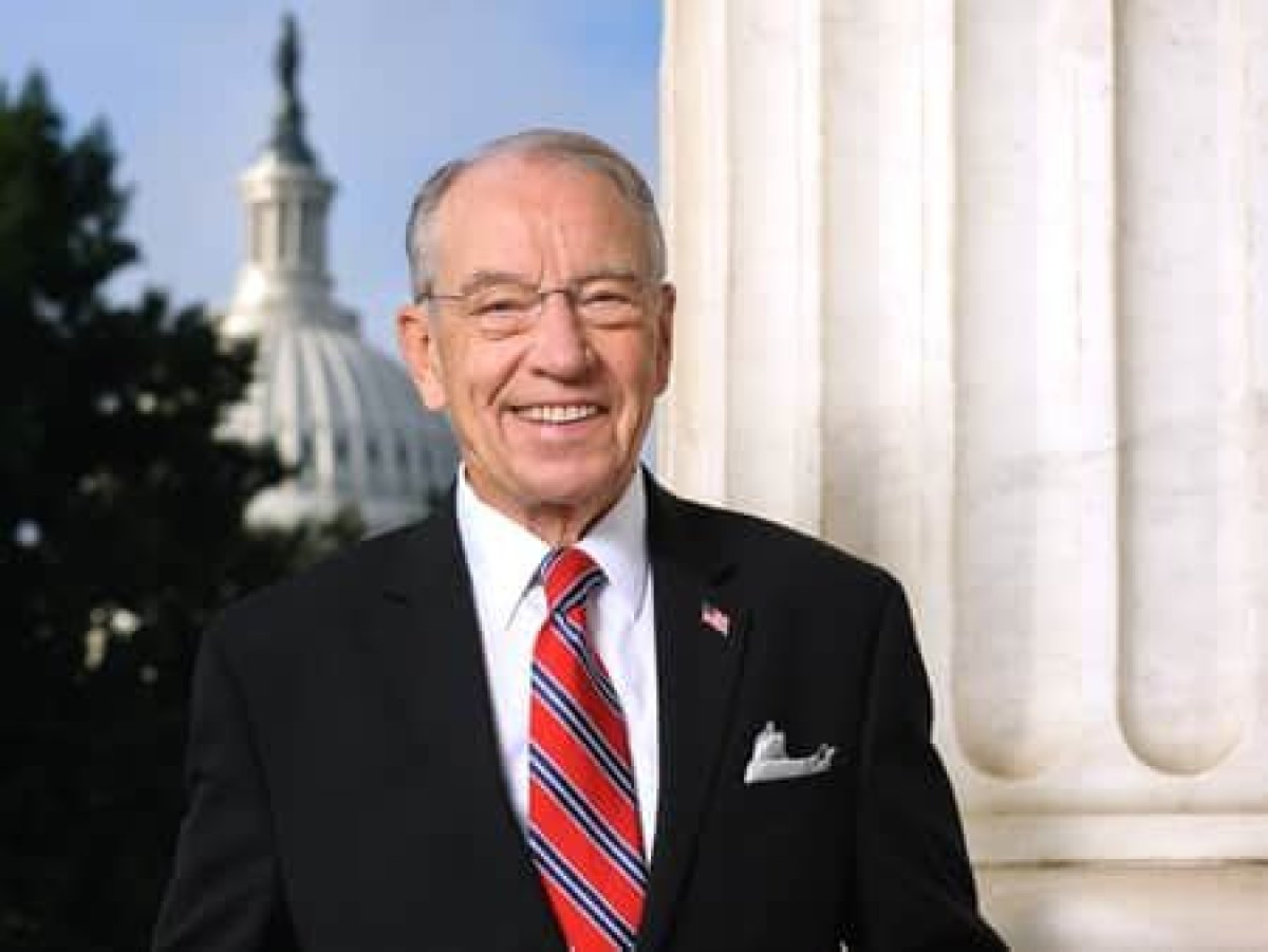 Father of Five Children, Chuck Grassley Blissful Marital Relationship with Barbara Grassley Is Still on Shine.