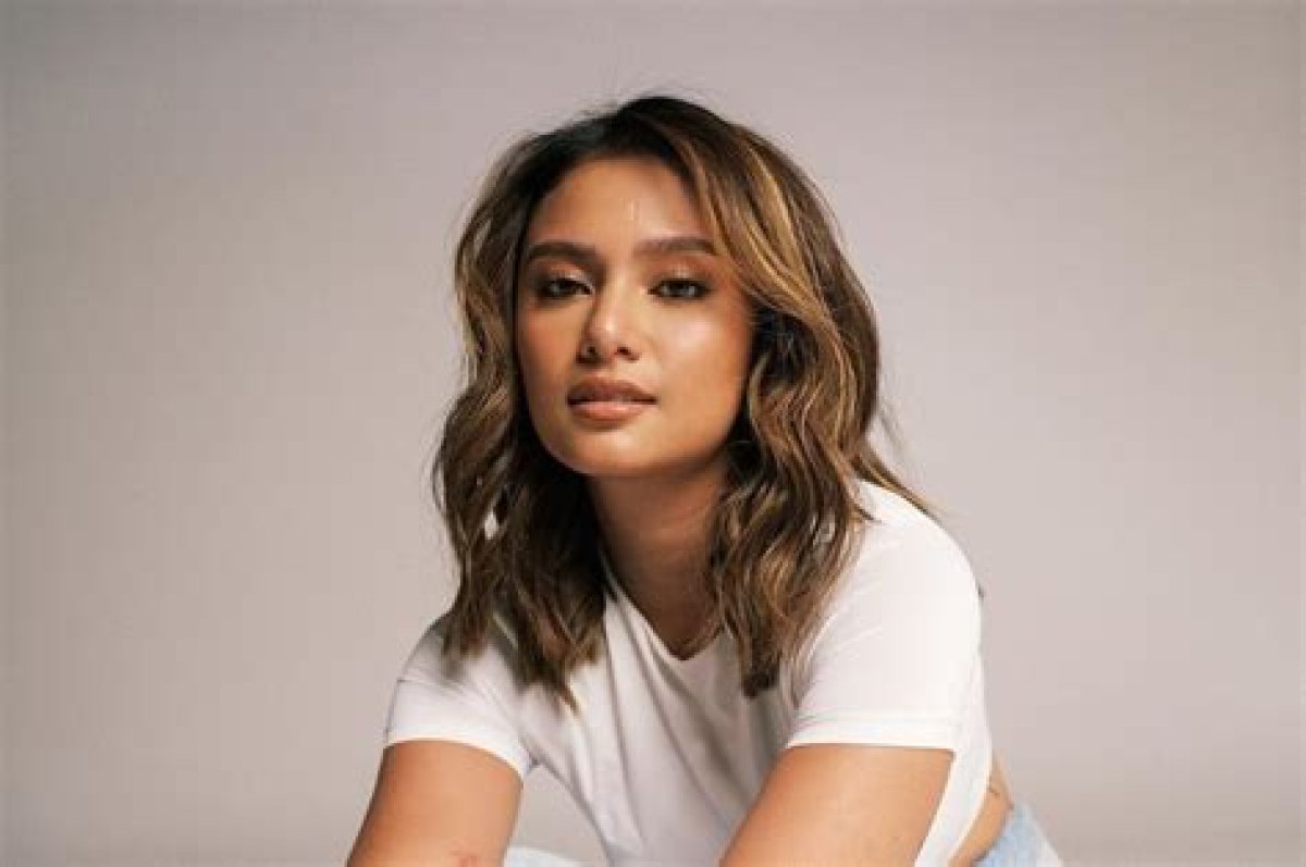 Filipino Actress Klea Pineda Comes out as ‘Proud Member of Lgbtqia+ Community’, Vows to ‘Live Fearlessly’