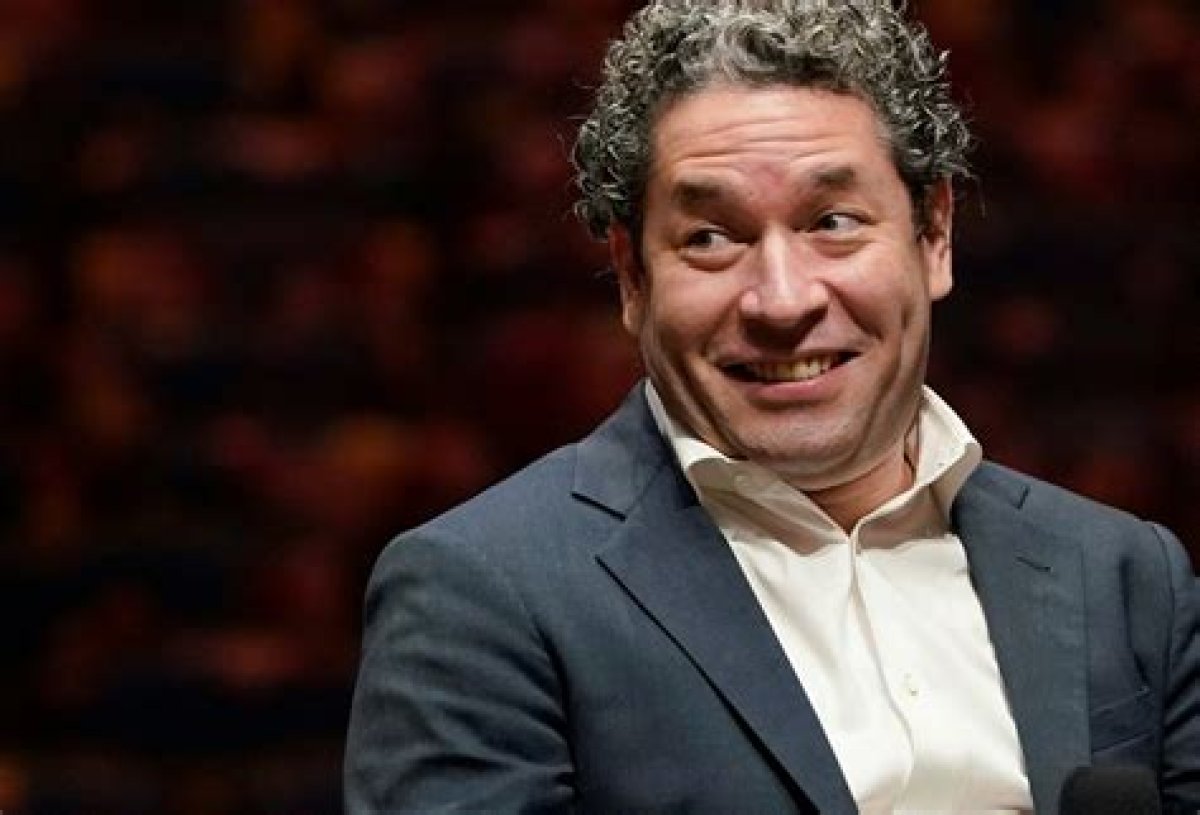 First Latino Conductor to Lead the New York Philharmonic Says ‘Dreams Can Always Be Achieved’
