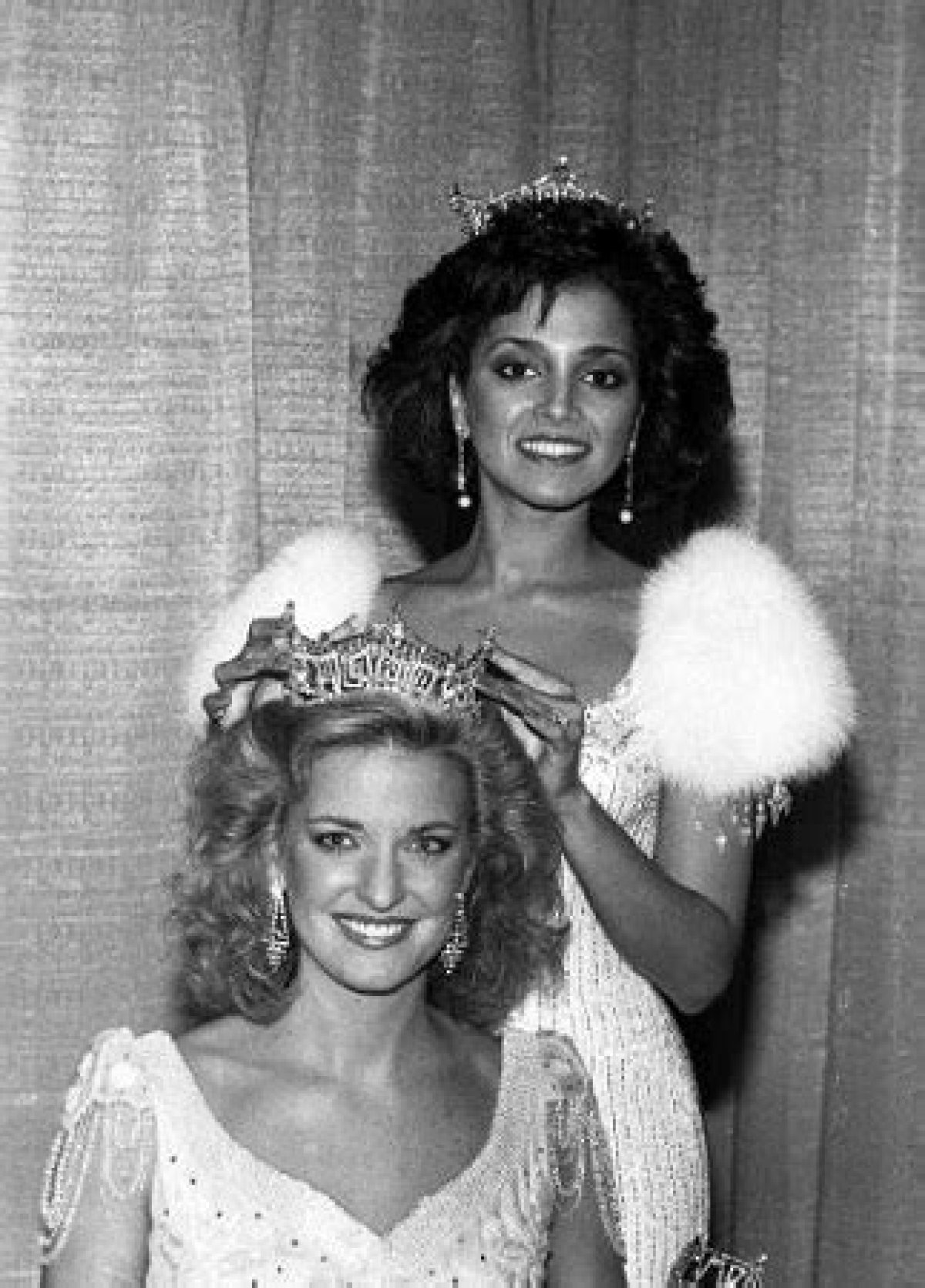 Former Miss America, Suzette Charles Married Dr. Leonard Bley and Shares Two Children.