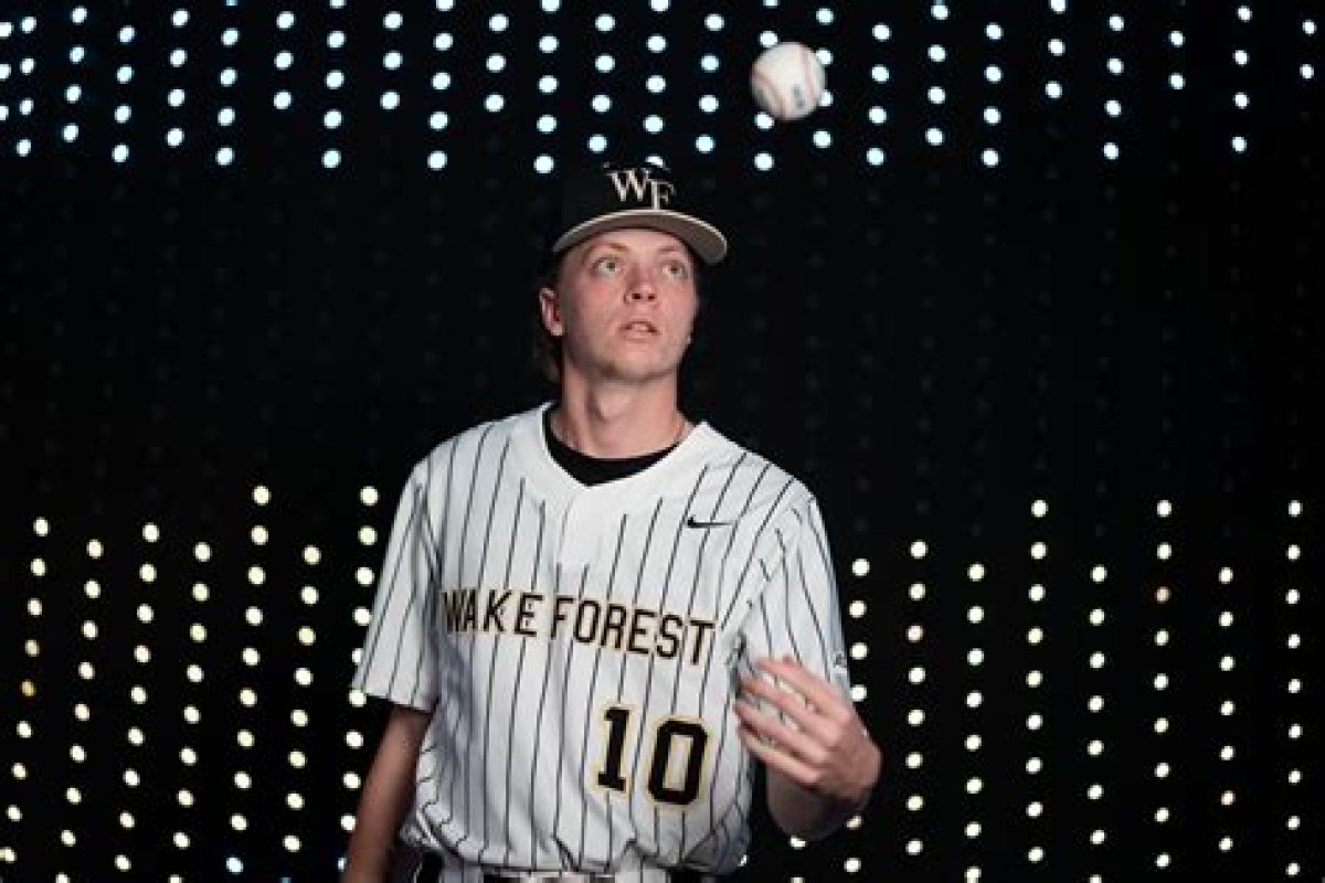 Freshman Spotlight: Tennessee's Matthew Dallas Boasts Massive Upside — College Baseball, Mlb Draft, Prospects