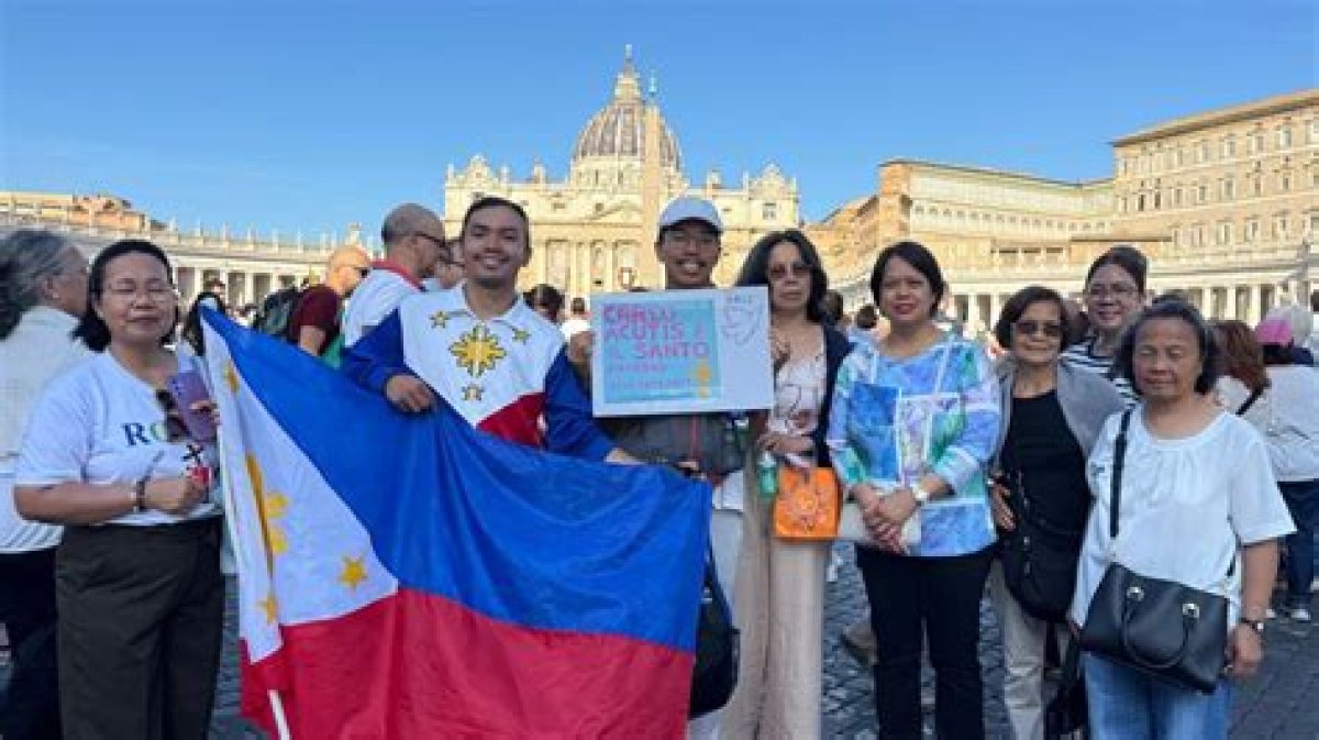 From ‘Pinoy Pride’ to ‘Deep Shame’: Filipinos Turn on Us Comedian Jo Koy After Golden Globes Fiasco