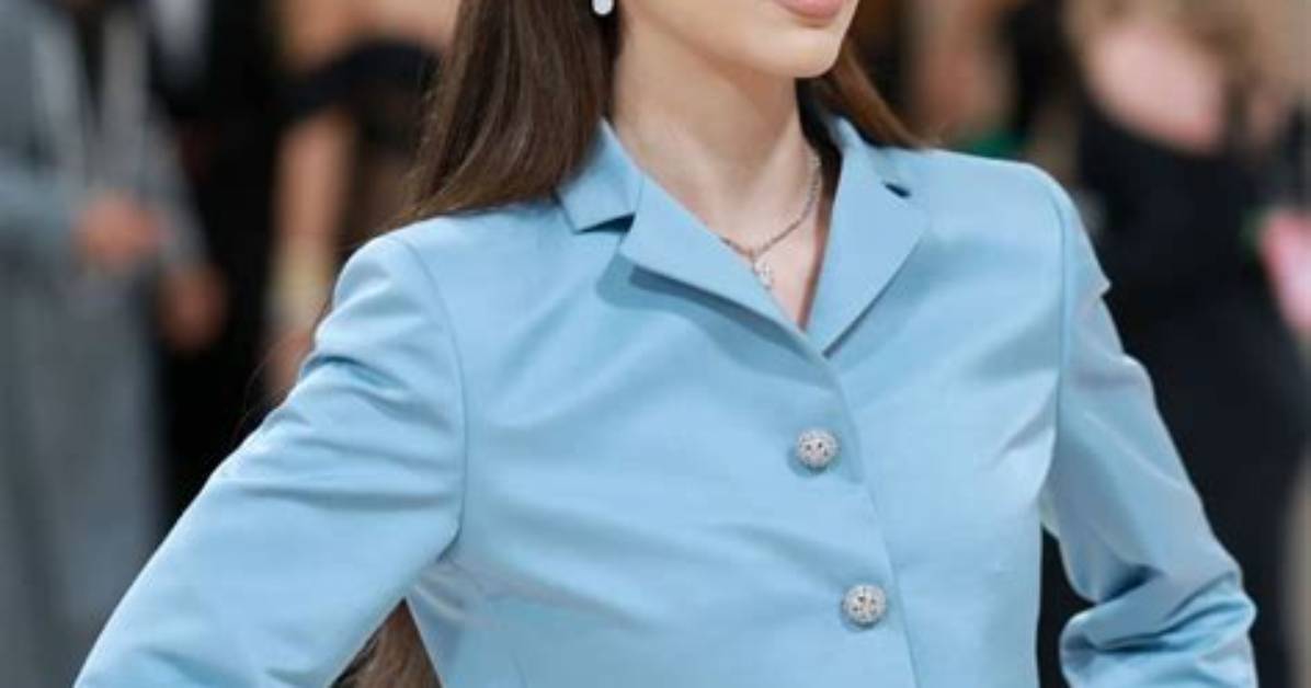 Furore over Emma Chamberlain’s Met Gala Diamond Necklace Puts India’s ‘Stolen Jewels’ in Spotlight