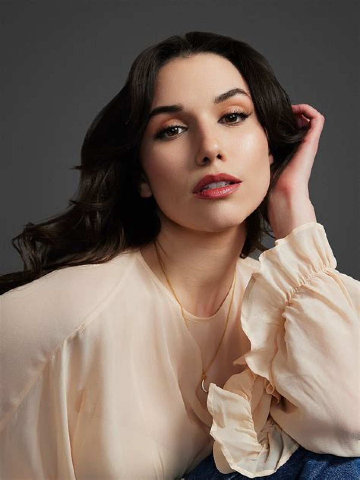 Grace Caroline Currey Parents Motivated Her to Pursue Acting