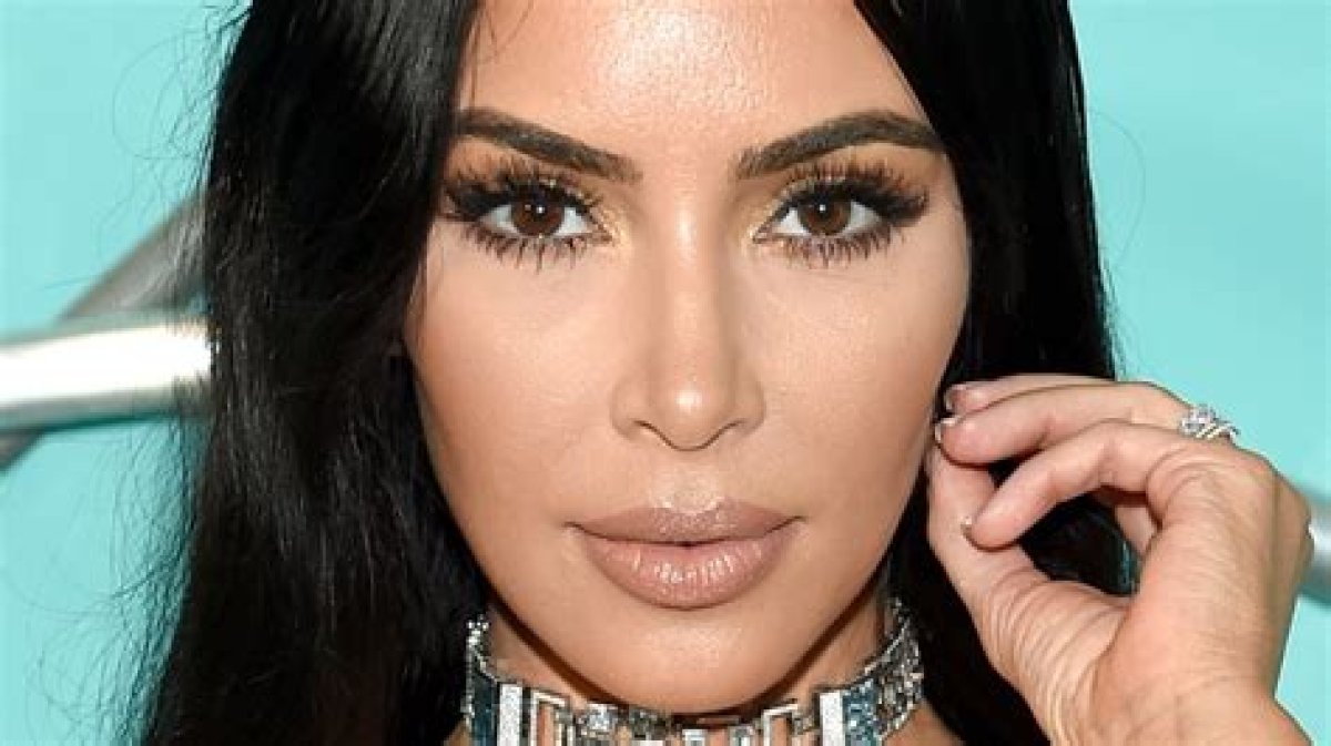 Greedy Celebrities: the Unseen Side of Fame and Fortune