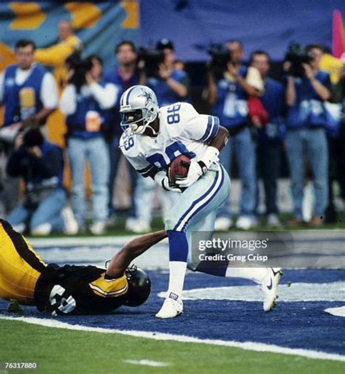 Hall of Fame Cowboys Wide Receiver Michael