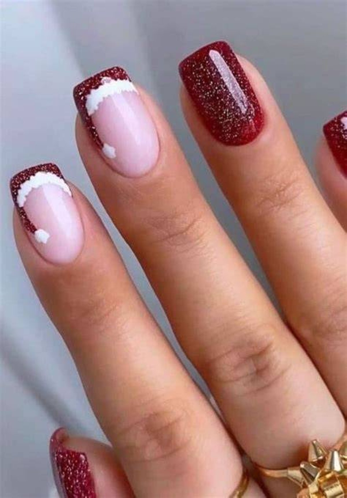 Holiday Nail Designs That Are Easy to Do at Home