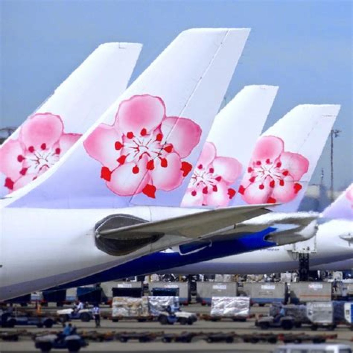 Hong Kong-Bound China Airlines Plane Makes U-Turn, Returns to Taipei Airport After Issuing Emergency Signal